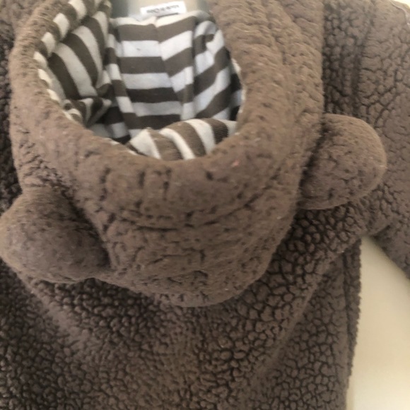 Baby carter’s Sherpa hooded bunting - Picture 5 of 8